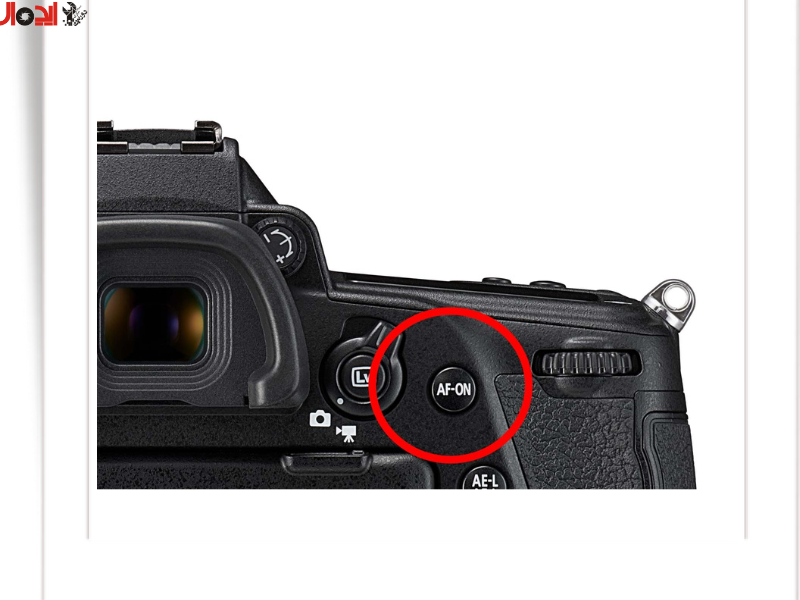 تصویر دکمه پشت دوربین